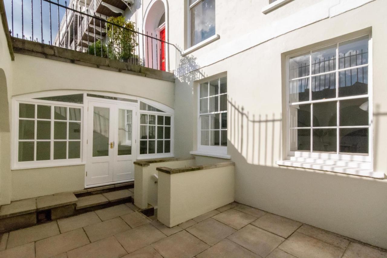 Free Parking! Very Large 2 Bedroom Clifton Flat Bristol Exterior photo